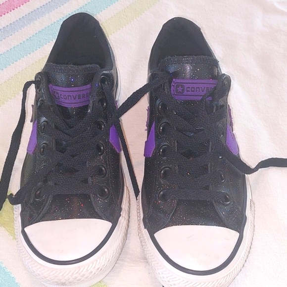 Converse Sparkles, Size 4 in men's. Size 6 in Womens.Purple & black . - Picture 1 of 10